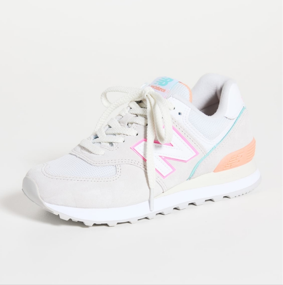 New in box - New Balance Nimbus Cloud Peach Glaze size 7